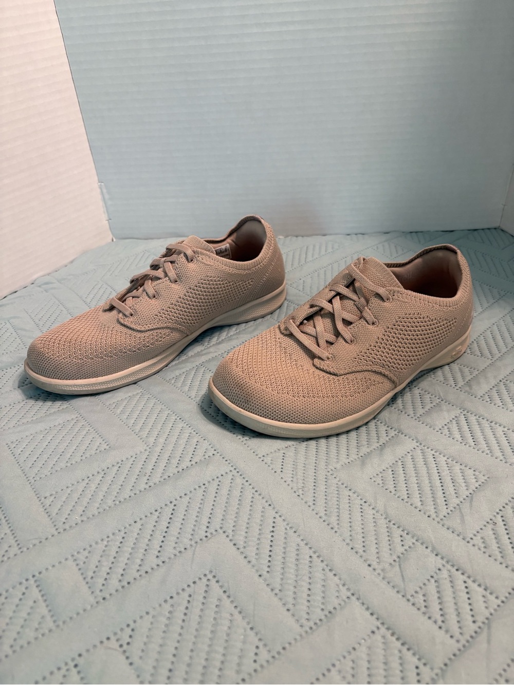 Skechers Go Step Lite Blooms Slip On Sneakers Women’s Size 9 Taupe
